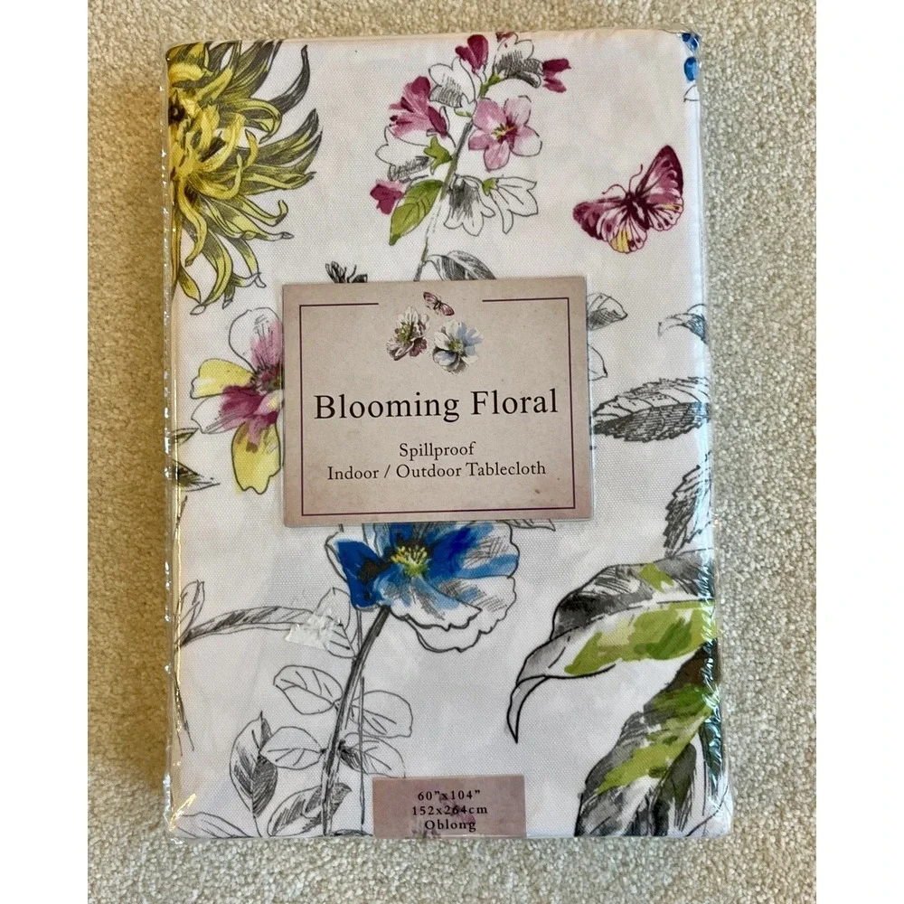 Benson Mills Blooming Floral 60x104  Oblong  Tablecloth Treated Polyester